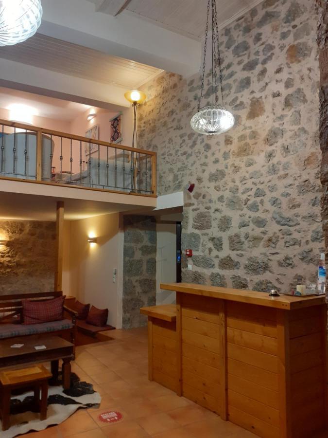 Hotel Parnassos Arachova Bagian luar foto