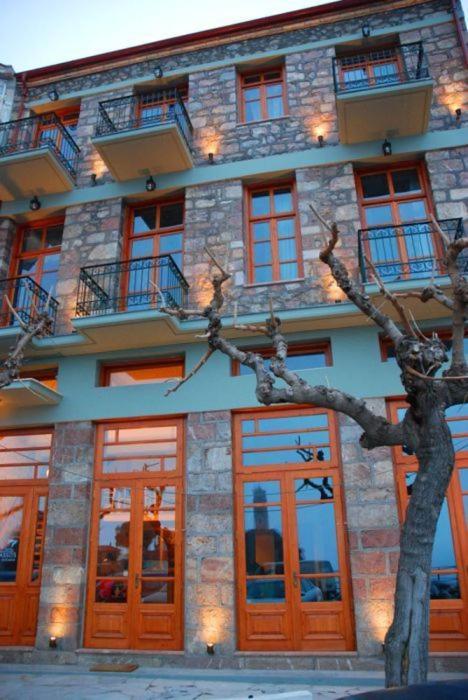 Hotel Parnassos Arachova Bagian luar foto